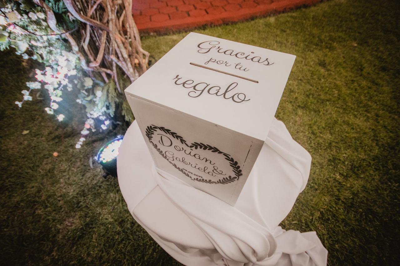 10 frases especiales para dar un toque único a tus regalos